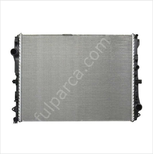 Mercedes W176/W117/W156/W246 Su Radyatörü/Otomatik