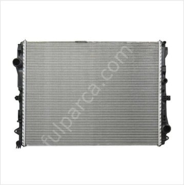 Mercedes W176/W117/W156/W246 270 Motor Su Radyatörü/Otomatik