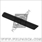 Mercedes W124 Ön Çamurluk Çıtası SAĞ Üst