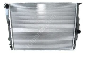 Bmw E87/E90/N43/E45/E46 E52 Motor Su Radyatörü Otomatik