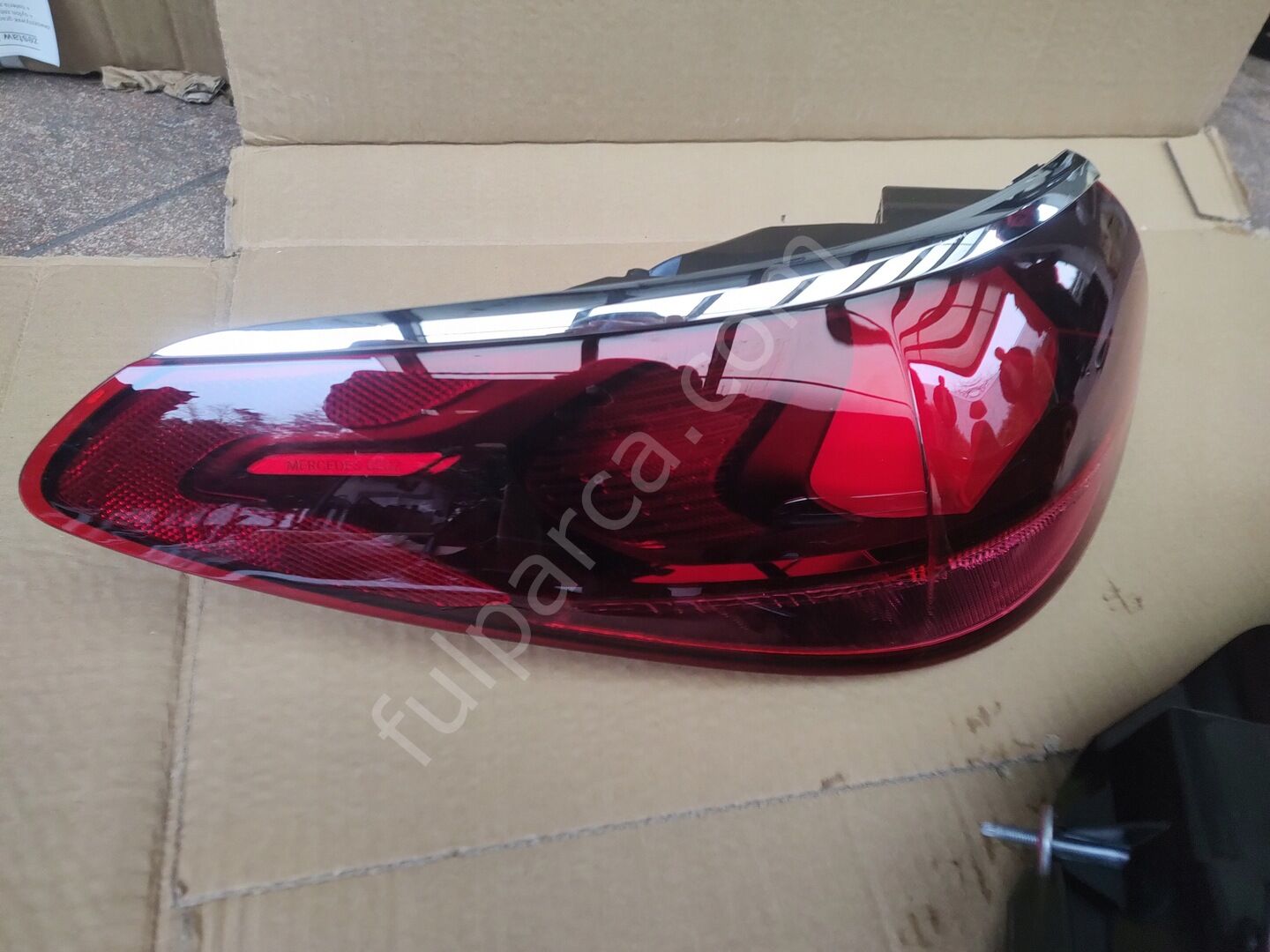 Mercedes W214 Arka Stop Lambası SOL DIŞ