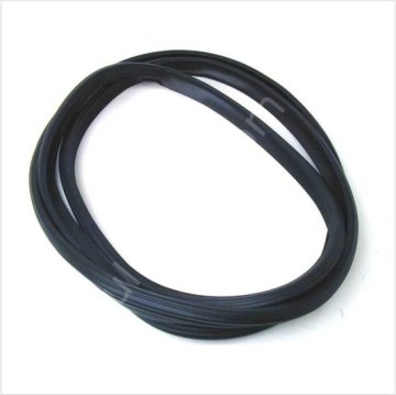 Mercedes W123 Bagaj Kapak Lastiği