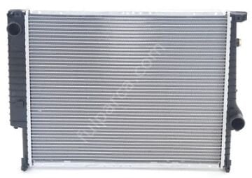 Bmw E30/E34/E32 M20/M21/M60 Motor Su Radyatörü/Manuel Vites